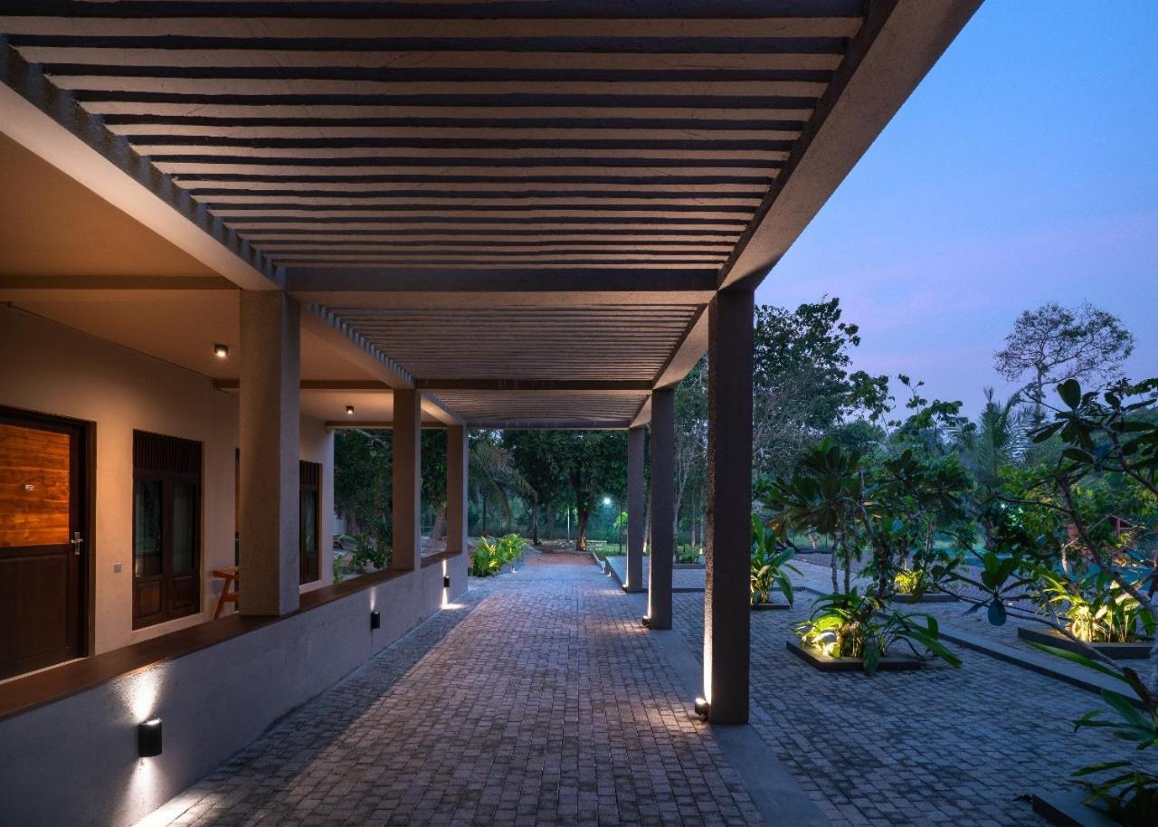 Thimbiri Wewa Resort Wilpattu Exterior photo